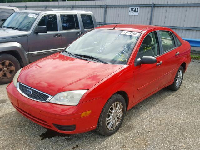 1FAFP34N56W212546 - 2006 FORD FOCUS ZX4 RED photo 2