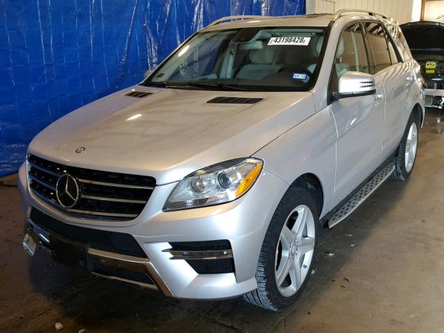 4JGDA5HB6FA463406 - 2015 MERCEDES-BENZ ML 350 4MA SILVER photo 2