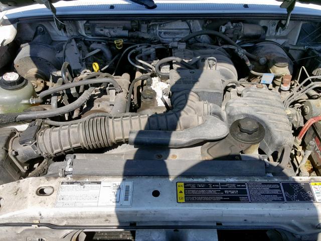 1FTYR10D22PB23133 - 2002 FORD RANGER WHITE photo 7