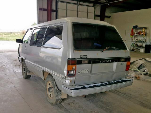 JT3YR36W3J0007651 - 1988 TOYOTA VAN WAGON SILVER photo 3