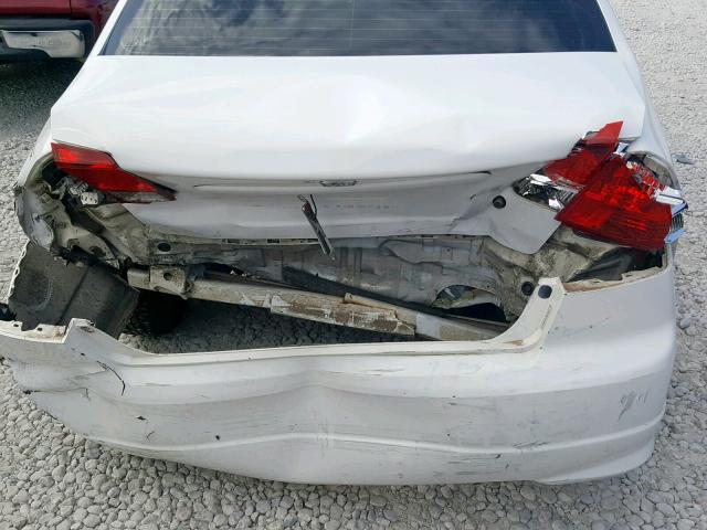 2HGES16394H631839 - 2004 HONDA CIVIC DX V WHITE photo 9