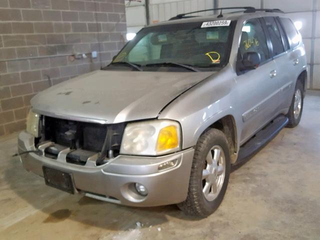 1GKDT13S442242798 - 2004 GMC ENVOY SILVER photo 2