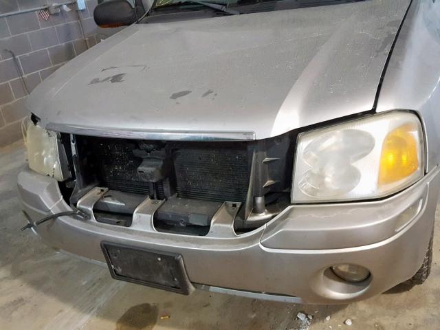 1GKDT13S442242798 - 2004 GMC ENVOY SILVER photo 9