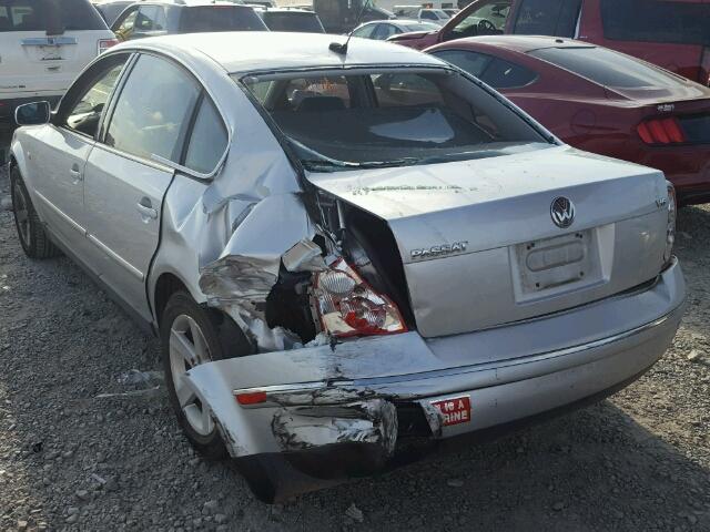 WVWRH63B94P094702 - 2004 VOLKSWAGEN PASSAT GLX 银色 照片 3