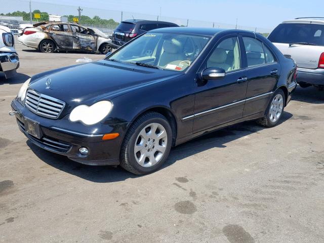 WDBRF61J75A705216 - 2005 MERCEDES-BENZ C 240 BLACK photo 2