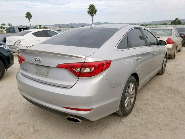 5NPE24AF2FH012883 - 2015 HYUNDAI SONATA SE SILVER photo 4