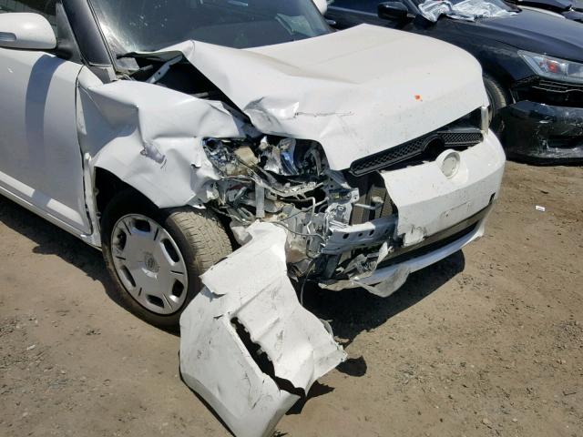 JTLZE4FE3DJ037714 - 2013 TOYOTA SCION XB 白色 照片 9
