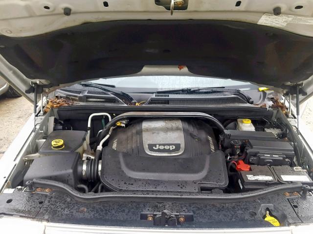 1J8HG58266C264454 - 2006 JEEP COMMANDER SILVER photo 7