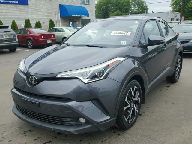 NMTKHMBX3JR044316 - 2018 TOYOTA C-HR XLE GRAY photo 2