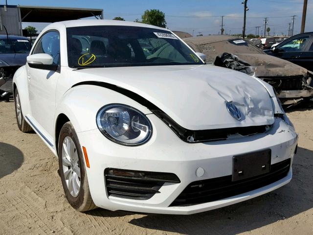 3VWFD7AT1KM706391 - 2019 VOLKSWAGEN BEETLE S WHITE photo 1