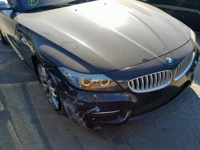 WBALM1C50BE393564 - 2011 BMW Z4 SDRIVE3 Чорний фото 9
