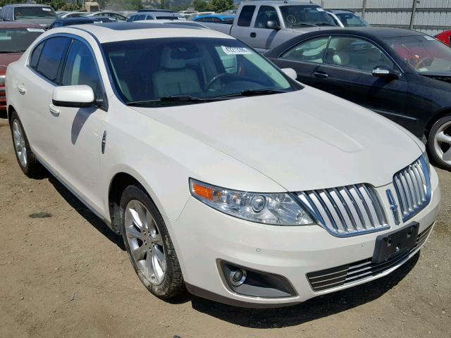 1LNHM94R79G609798 - 2009 LINCOLN MKS WHITE photo 1