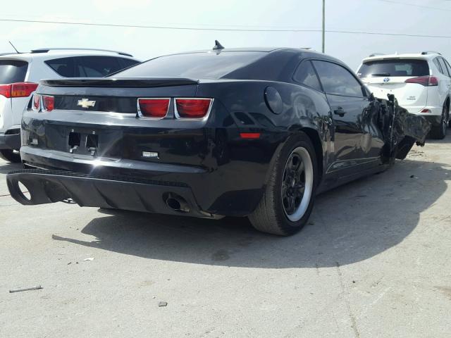 2G1FA1E38D9183832 - 2013 CHEVROLET CAMARO LS BLACK photo 4