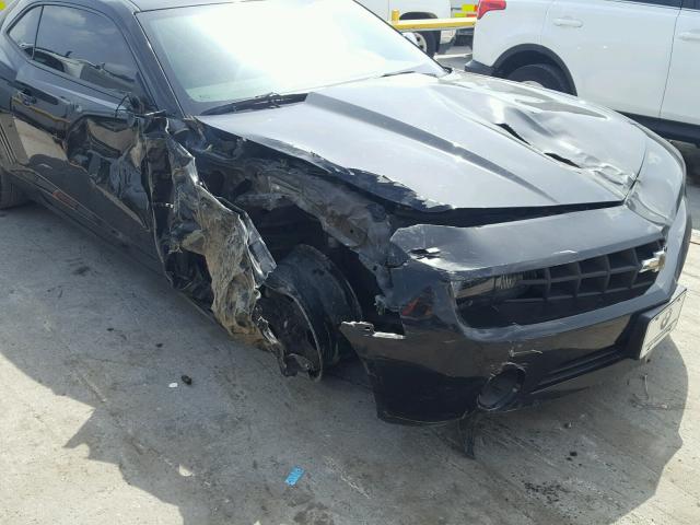 2G1FA1E38D9183832 - 2013 CHEVROLET CAMARO LS BLACK photo 9