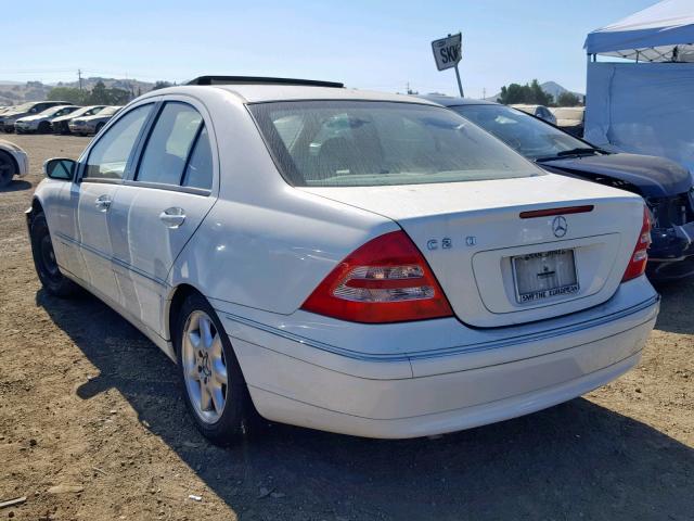 WDBRF61J93A532683 - 2003 MERCEDES-BENZ C 240 WHITE photo 3