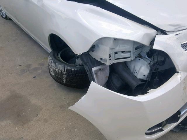 1G1ZE5E70BF284394 - 2011 CHEVROLET MALIBU LTZ თეთრი ფოტო 9