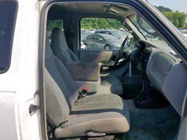 1FTZR15U1WPA28159 - 1998 FORD RANGER SUP WHITE photo 5