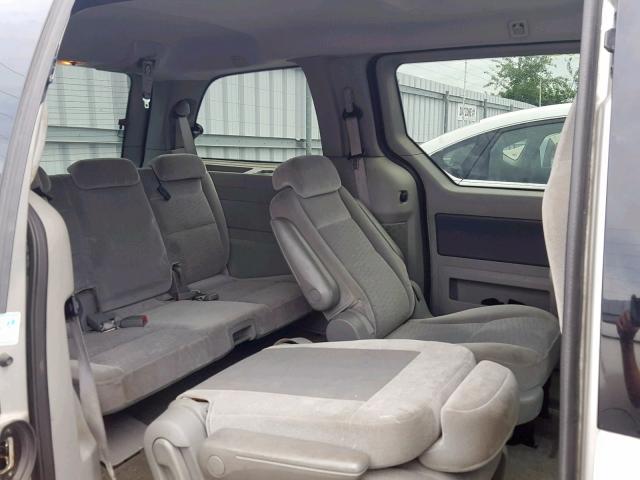 2FMZA55275BA25412 - 2005 FORD FREESTAR S SILVER photo 6