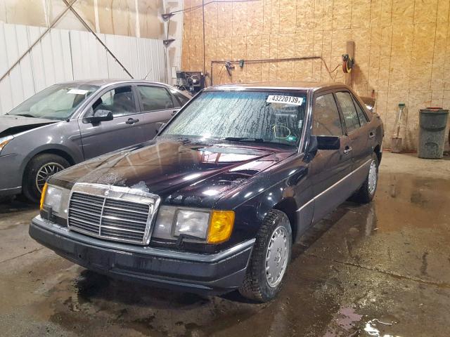 WDBED30D6NB556080 - 1992 MERCEDES-BENZ 300 E 4MAT BLACK photo 2