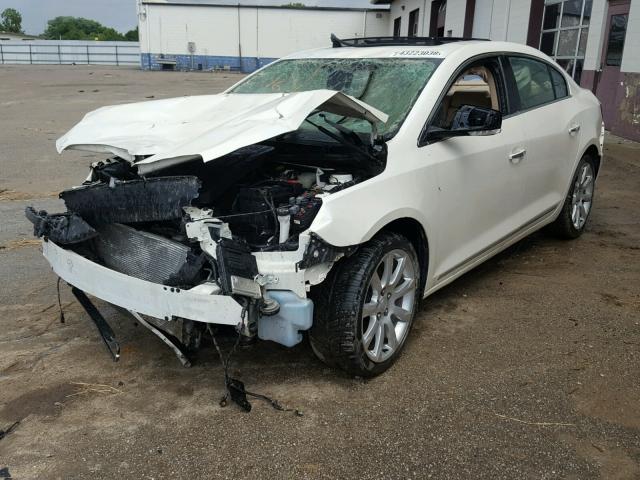 1G4GE5EV3AF285966 - 2010 BUICK LACROSSE C WHITE photo 2