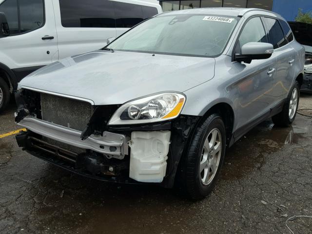 YV4952DZ6B2225928 - 2011 VOLVO XC60 3.2 SILVER photo 2