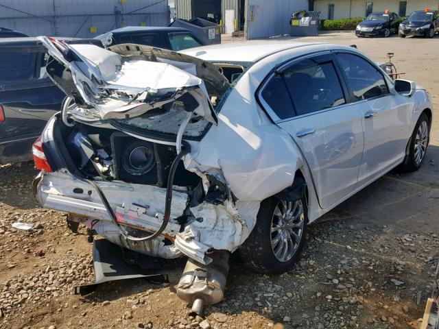 1HGCR2F98HA123671 - 2017 HONDA ACCORD EXL WHITE photo 4