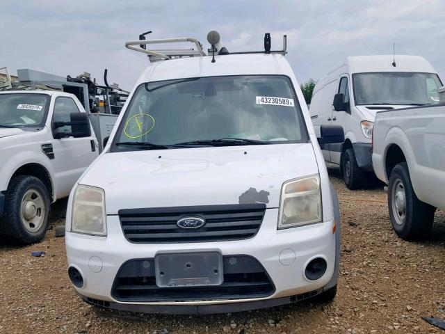 NM0LS7BNXDT140325 - 2013 FORD TRANSIT CO WHITE photo 9