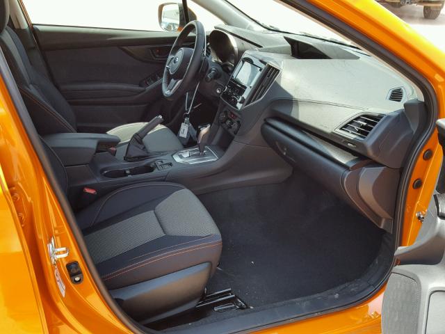 JF2GTADC3J8334561 - 2018 SUBARU CROSSTREK ORANGE photo 5