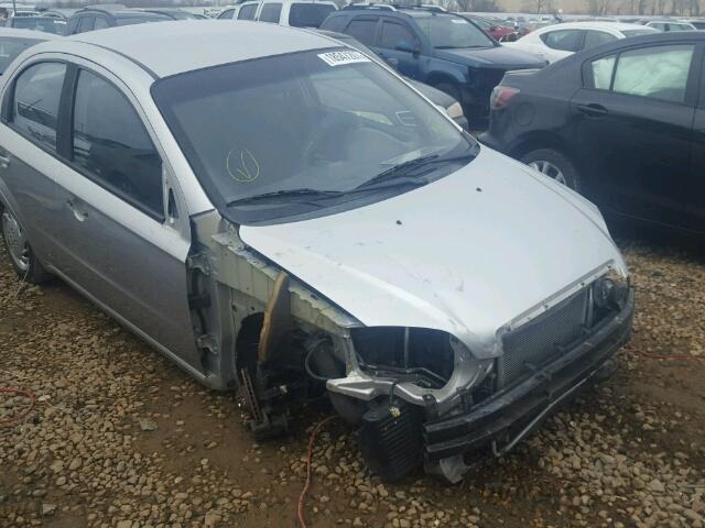 KL1TD56E49B641839 - 2009 CHEVROLET AVEO LS SILVER photo 9