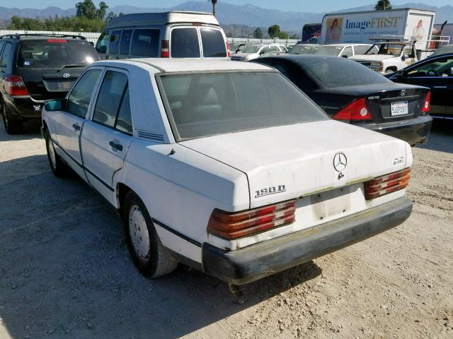 WDBDB22A7EA034952 - 1984 MERCEDES-BENZ 190 D 2.2 WHITE photo 3