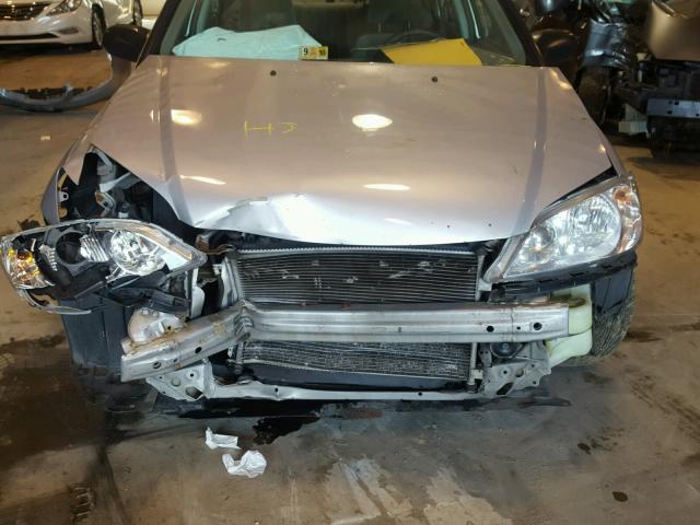 2HGES16385H548534 - 2005 HONDA CIVIC DX V SILVER photo 9