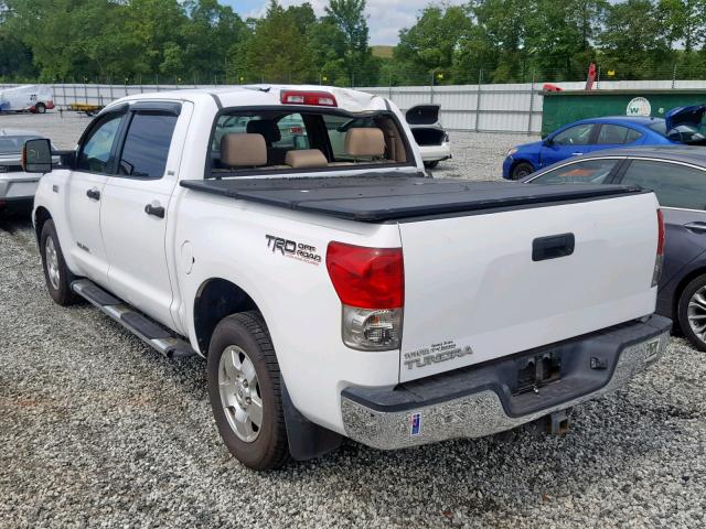 5TBEV54108S480372 - 2008 TOYOTA TUNDRA CRE WHITE photo 3