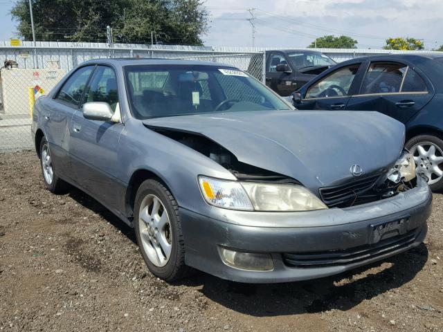 JT8BF28G3Y5088771 - 2000 LEXUS ES 300 GRAY photo 1