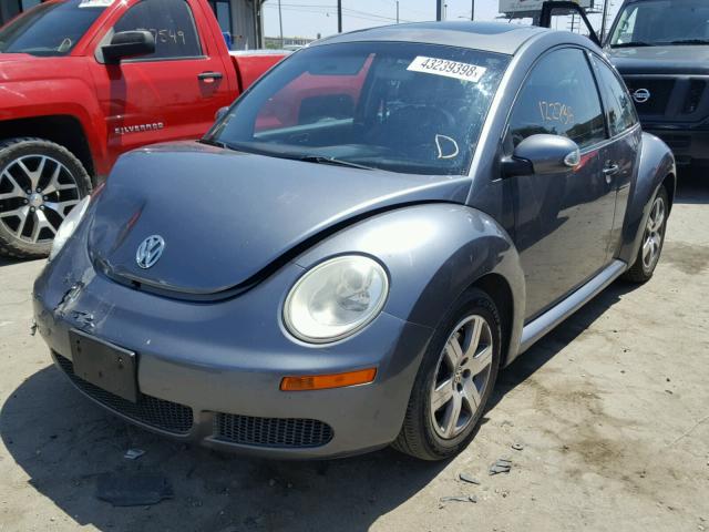 3VWRW31C36M421522 - 2006 VOLKSWAGEN NEW BEETLE ნაცრისფერი ფოტო 2