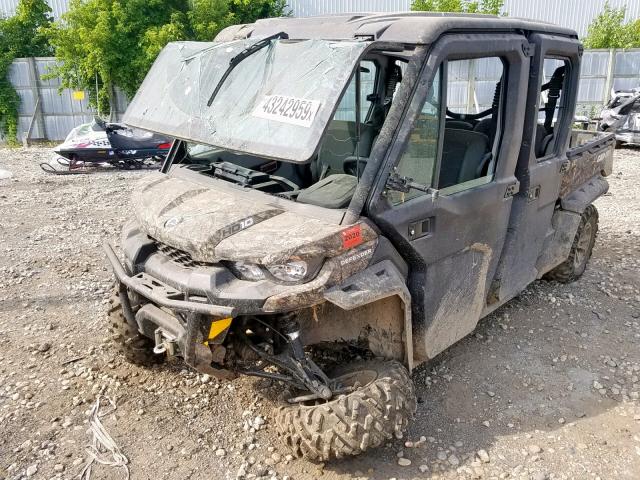 3JBUSAP43JK000338 - 2018 CAN-AM DEFENDER M BROWN photo 2