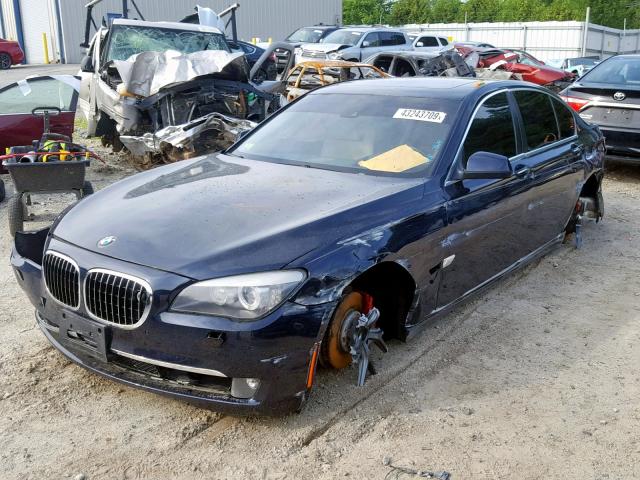 WBAKA83559CY34527 - 2009 BMW 750 I BLUE photo 2