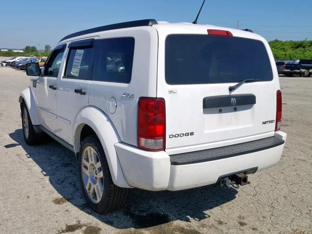 1D4PU4GK1BW606105 - 2011 DODGE NITRO HEAT WHITE photo 3