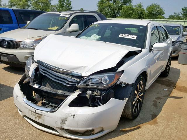 1C3CCBBB9DN609762 - 2013 CHRYSLER 200 TOURIN WHITE photo 2