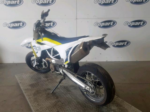 VBKUSV408KM745446 - 2019 HUSQVARNA SUPERMOTO WHITE photo 3