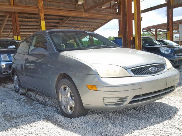 3FAFP31NX5R129474 - 2005 FORD FOCUS ZX3 GREEN photo 1