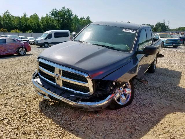 1C6RR7FG8KS525283 - 2019 RAM 1500 CLASS GRAY photo 2