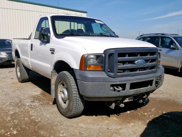 1FTWF31526ED90194 - 2006 FORD F350 SRW S WHITE photo 1