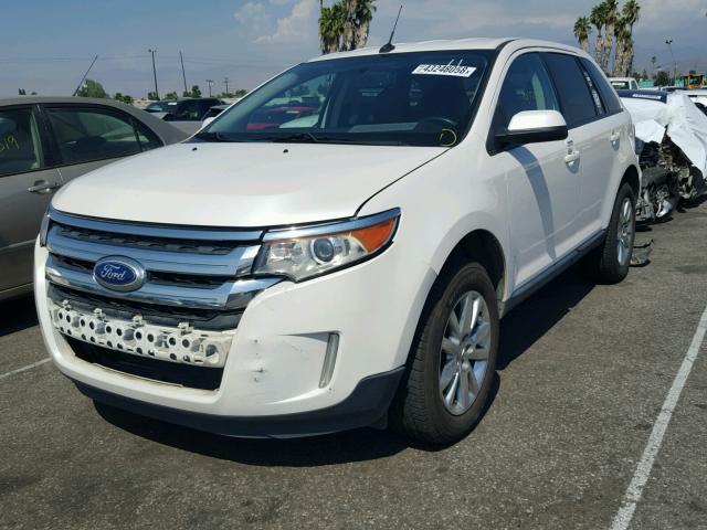 2FMDK3JC0DBB64032 - 2013 FORD EDGE SEL WHITE photo 2