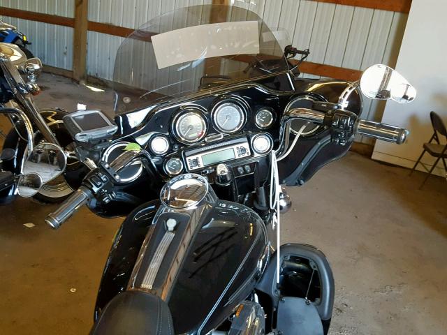 1HD1FC4178Y624381 - 2008 HARLEY-DAVIDSON FLHTCUI BLACK photo 5