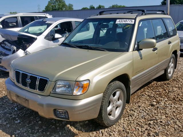 JF1SF65571H742774 - 2001 SUBARU FORESTER S GOLD photo 2