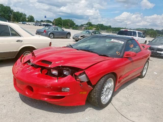 2G2FV22GX22111968 - 2002 PONTIAC FIREBIRD F RED photo 2