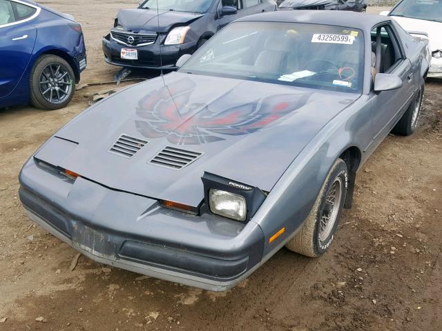 1G2FX87H3GN210352 - 1986 PONTIAC FIREBIRD S CHARCOAL photo 2