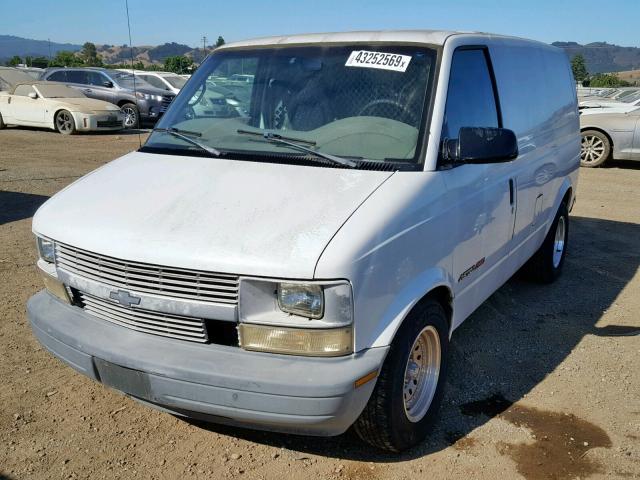 1GCDL19W1XB116263 - 1999 CHEVROLET ASTRO WHITE photo 2