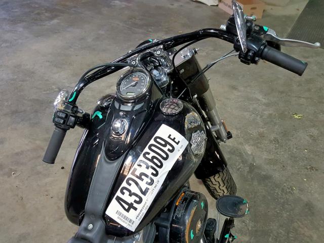 1HD1JRV24CB050309 - 2012 HARLEY-DAVIDSON FLS SOFTAI 黑色 照片 5