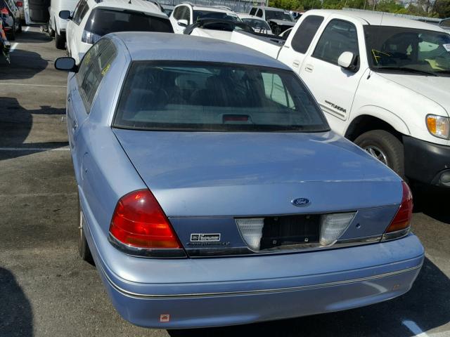 2FAFP74W9WX132235 - 1998 FORD CROWN VICT BLUE photo 9